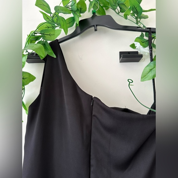 Hayley Paige Occasion dress Black size 14. Only worn twice. - Picture 3 of 5